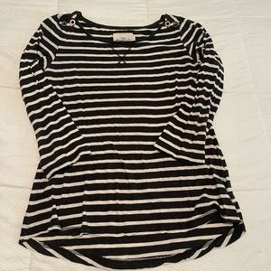 Charcoal and white striped H&M 3/4 length tee